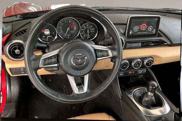 Used 2017 MAZDA MX-5 Miata RF Grand Touring image 8