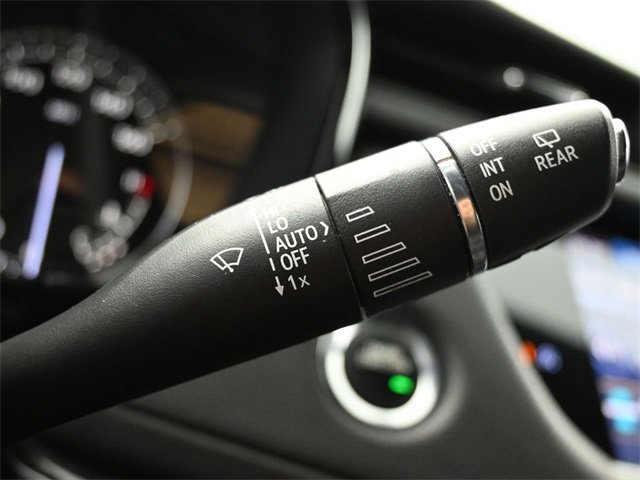 Used 2022 Cadillac XT5 Premium Luxury image 28