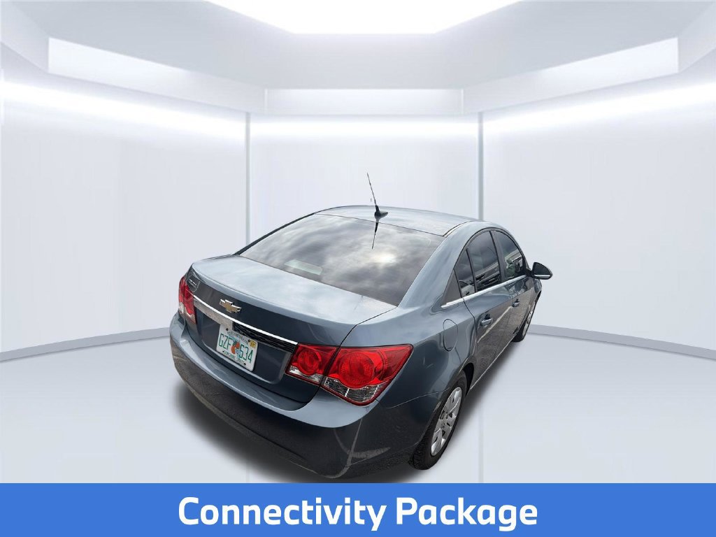 Used 2012 Chevrolet Cruze LS w/ Connectivity Package FWD image 4