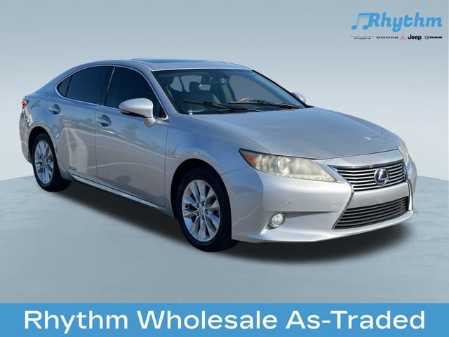 Used 2013 Lexus ES 300h w/ Luxury Pkg FWD image 1