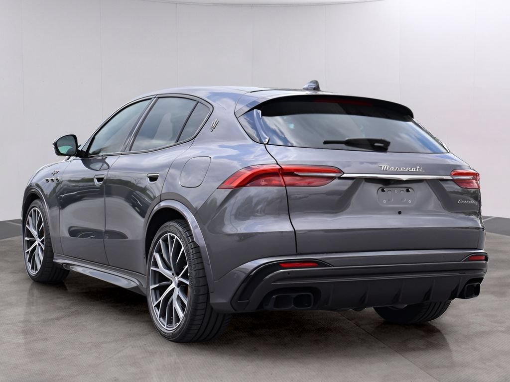 Used 2023 Maserati Grecale Trofeo AWD/4WD image 5
