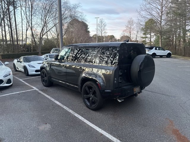 Used 2025 Land Rover Defender 110 V8 image 4