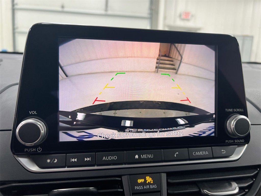 Used 2023 Nissan Altima 2.5 SV image 14