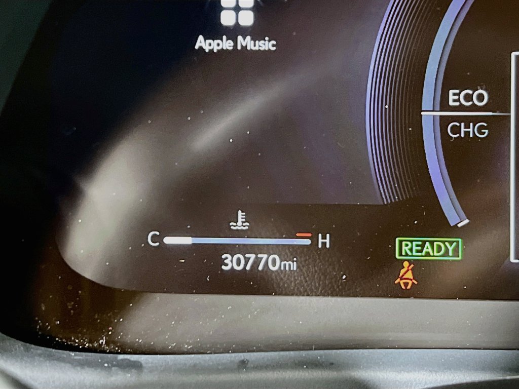 Used 2025 Lexus UX 300h AWD w/ Cold Area Package image 11