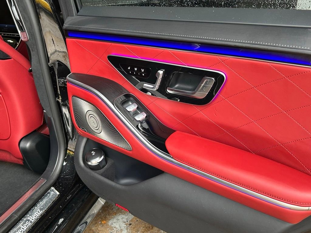 Used 2023 Mercedes-Benz S 580 4MATIC Sedan image 44