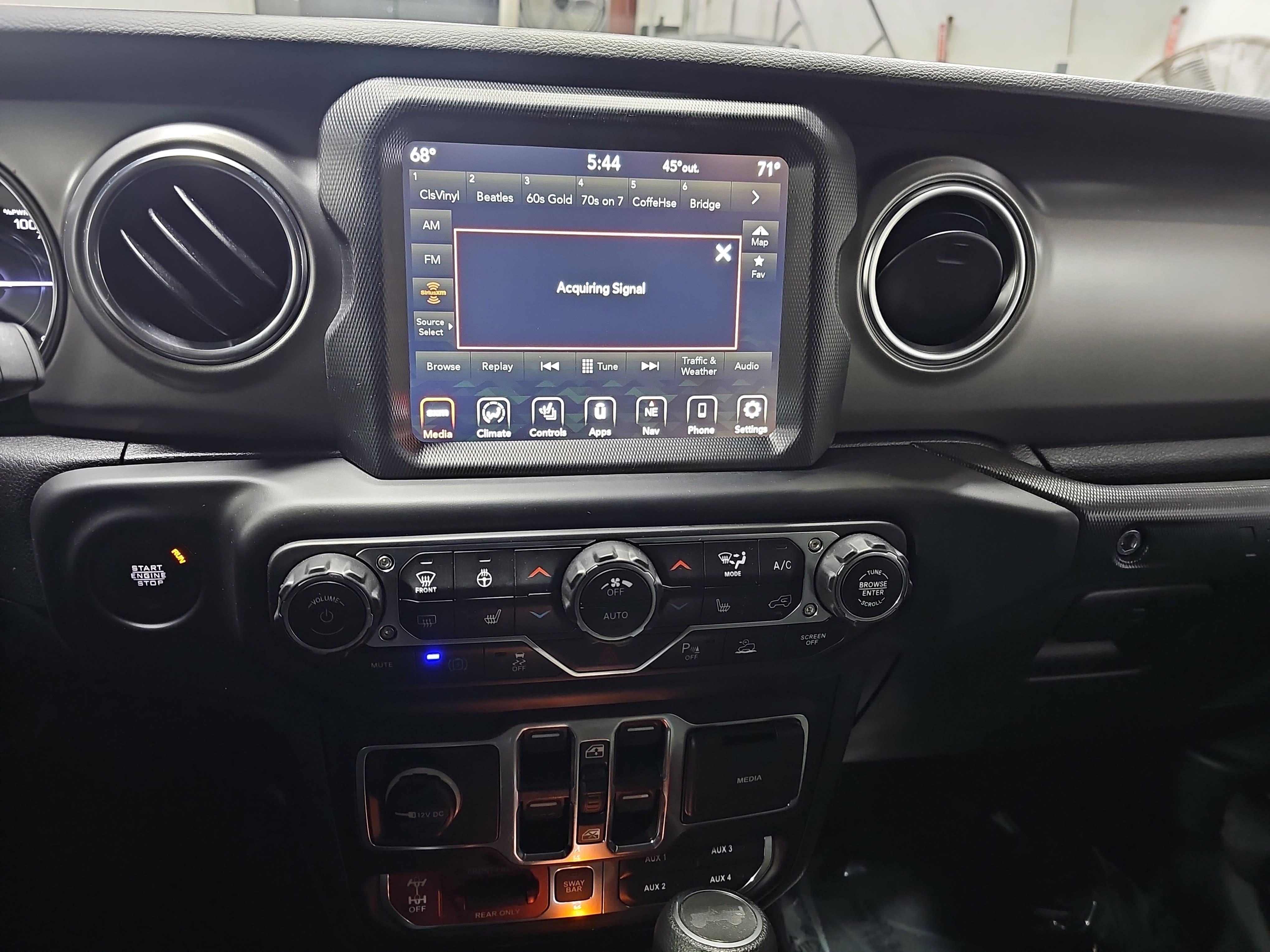 Used 2023 Jeep Wrangler Unlimited Rubicon 4xe w/ Safety Group image 20