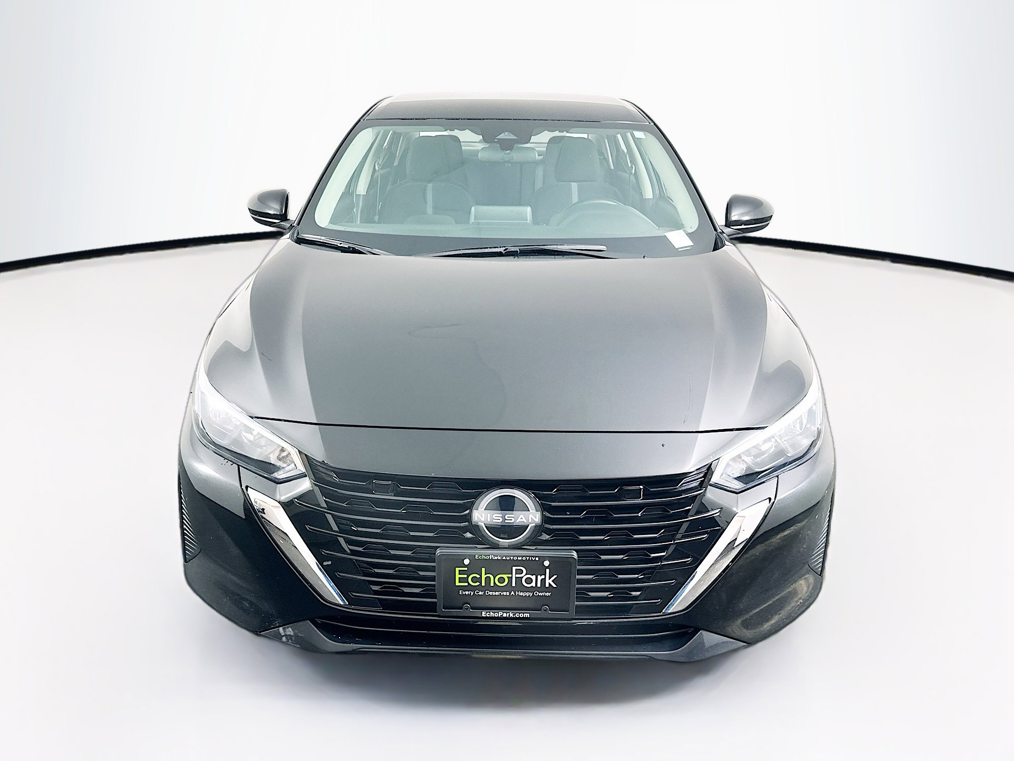 Used 2024 Nissan Sentra SV image 2