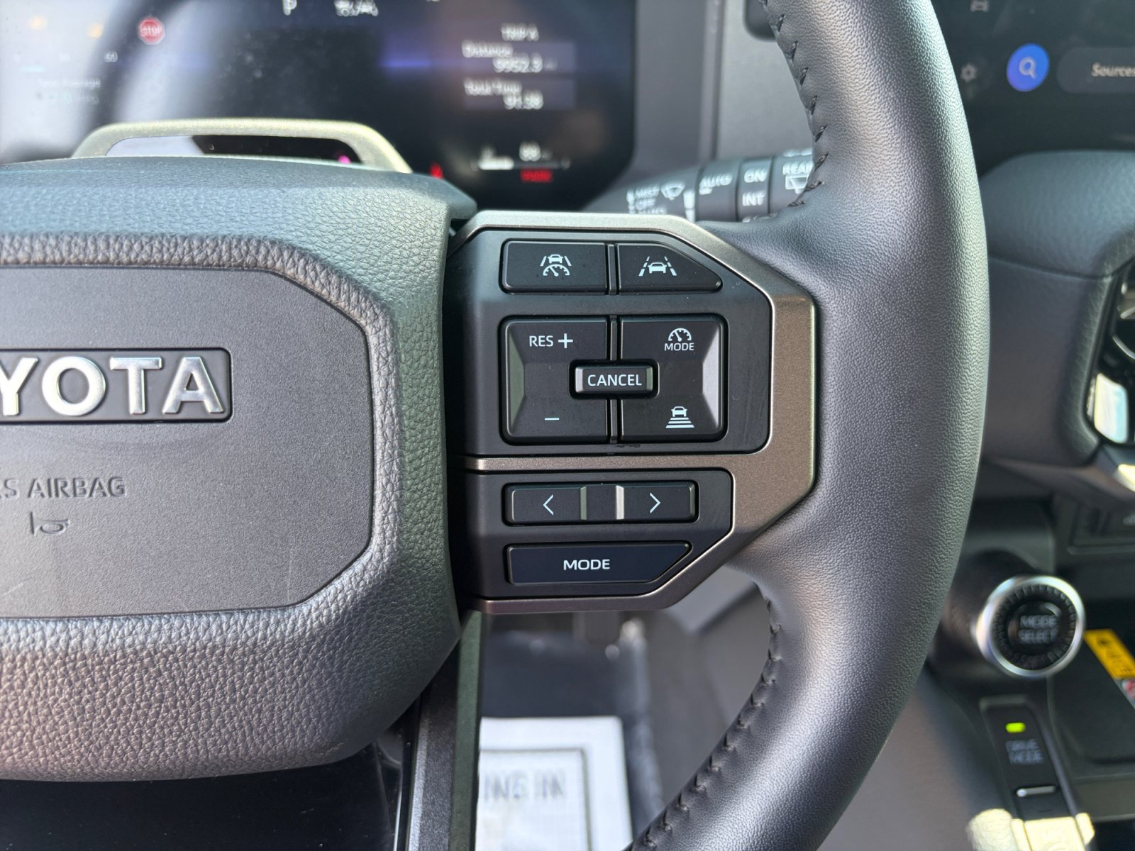 Used 2025 Toyota Land Cruiser w/ Premium Package AWD/4WD image 15