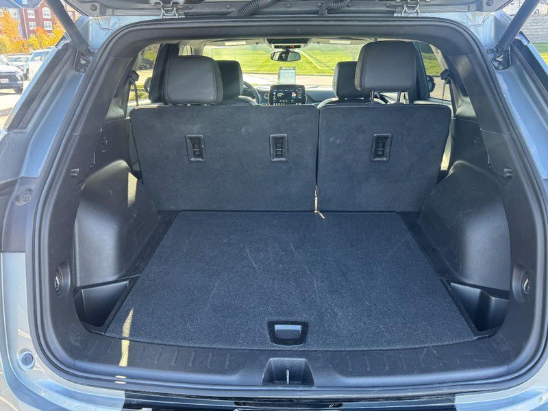 Used 2025 Chevrolet Blazer RS image 8