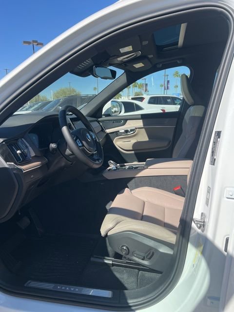 New 2026 Volvo XC90 B6 Ultra image 18