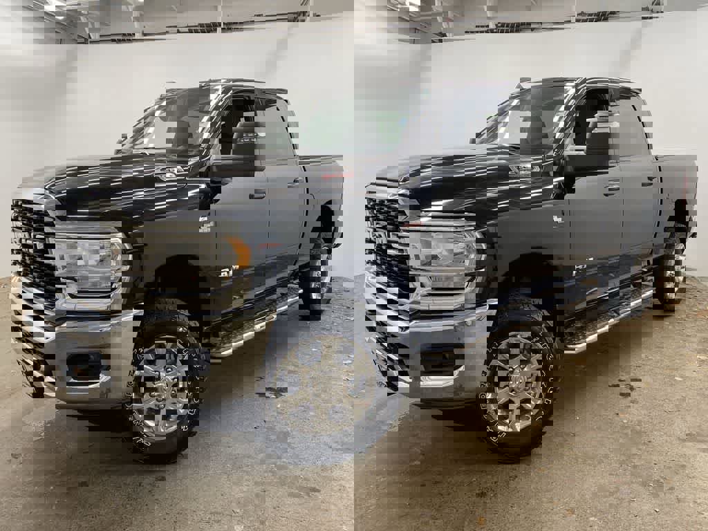 Used 2024 RAM 2500 Big Horn image 1