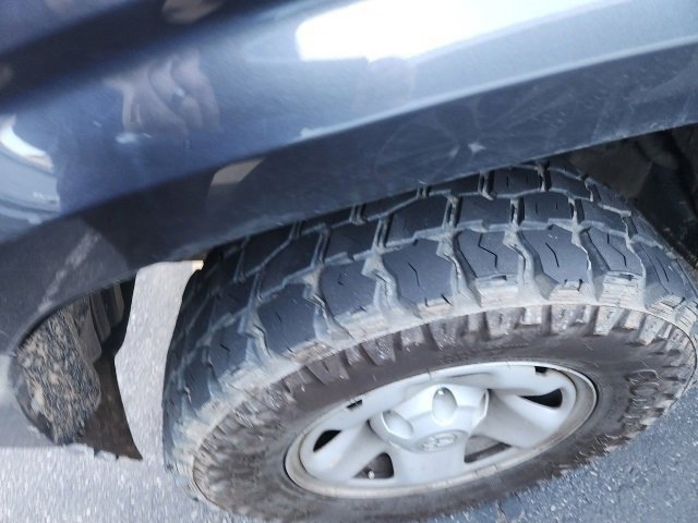 Used 2022 Toyota Tacoma SR image 8