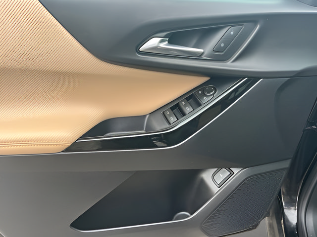New 2026 Chevrolet Equinox ACTIV AWD/4WD image 14