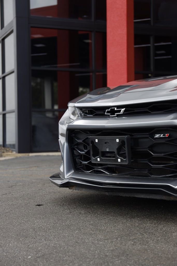 Used 2021 Chevrolet Camaro ZL1 RWD image 7