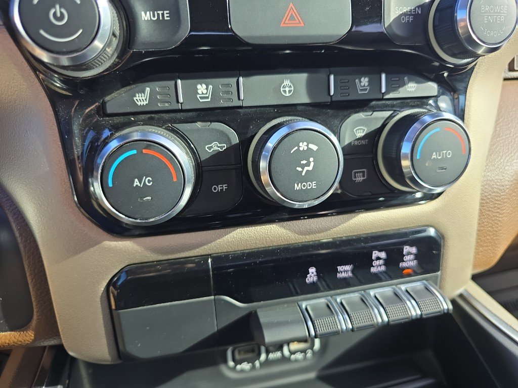 Used 2020 RAM 1500 Laramie image 29