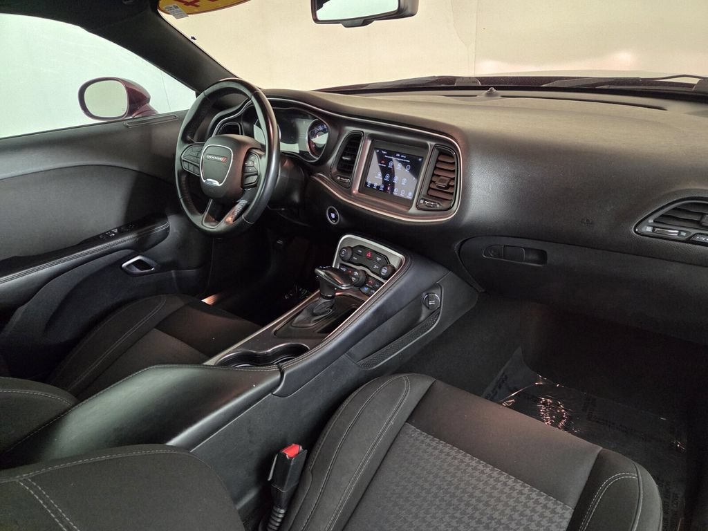 Used 2021 Dodge Challenger SXT RWD image 24