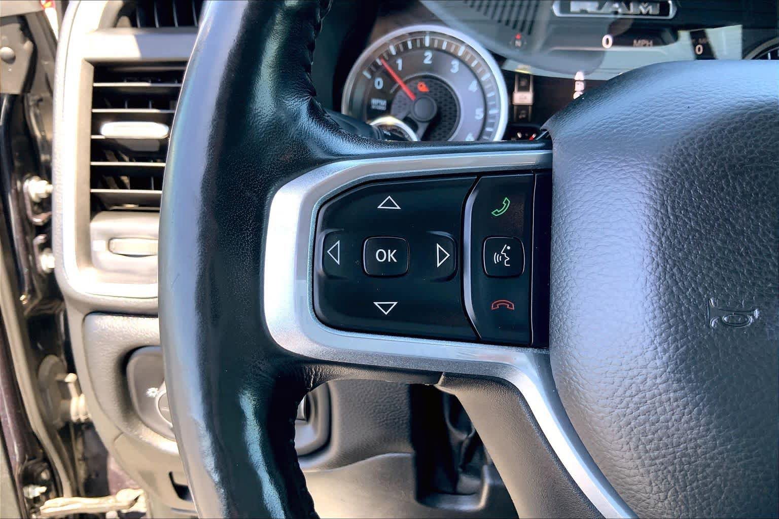 Used 2020 RAM 1500 Laramie AWD/4WD image 21
