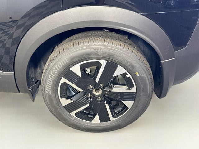 New 2026 Nissan Kicks SV AWD/4WD image 24
