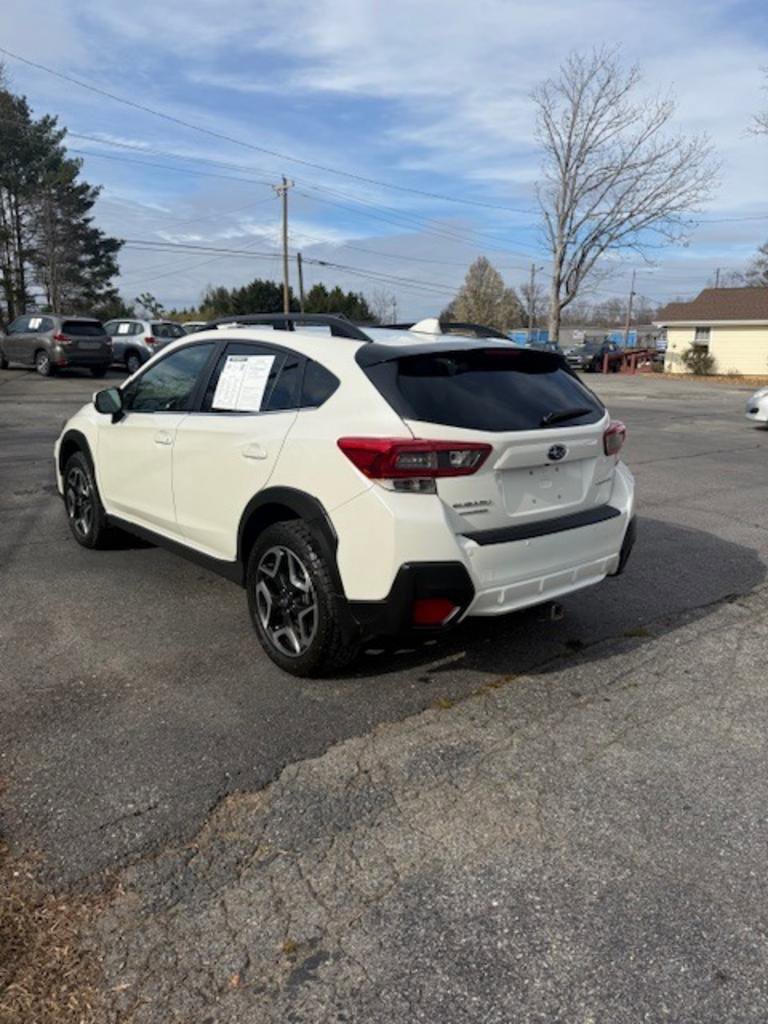 Used 2020 Subaru Crosstrek 2.0i Limited w/ Moonroof Package w/Navigation AWD/4WD image 9