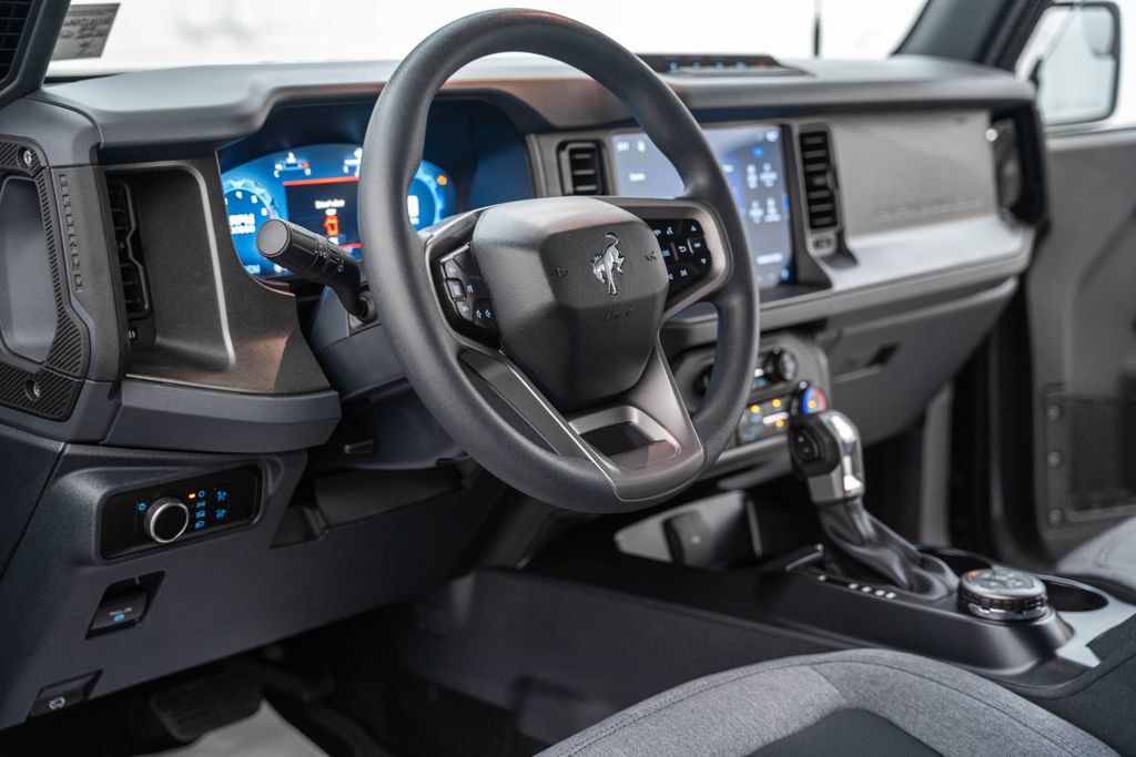 Used 2026 Ford Bronco 2-Door w/ Sasquatch Package AWD/4WD image 19