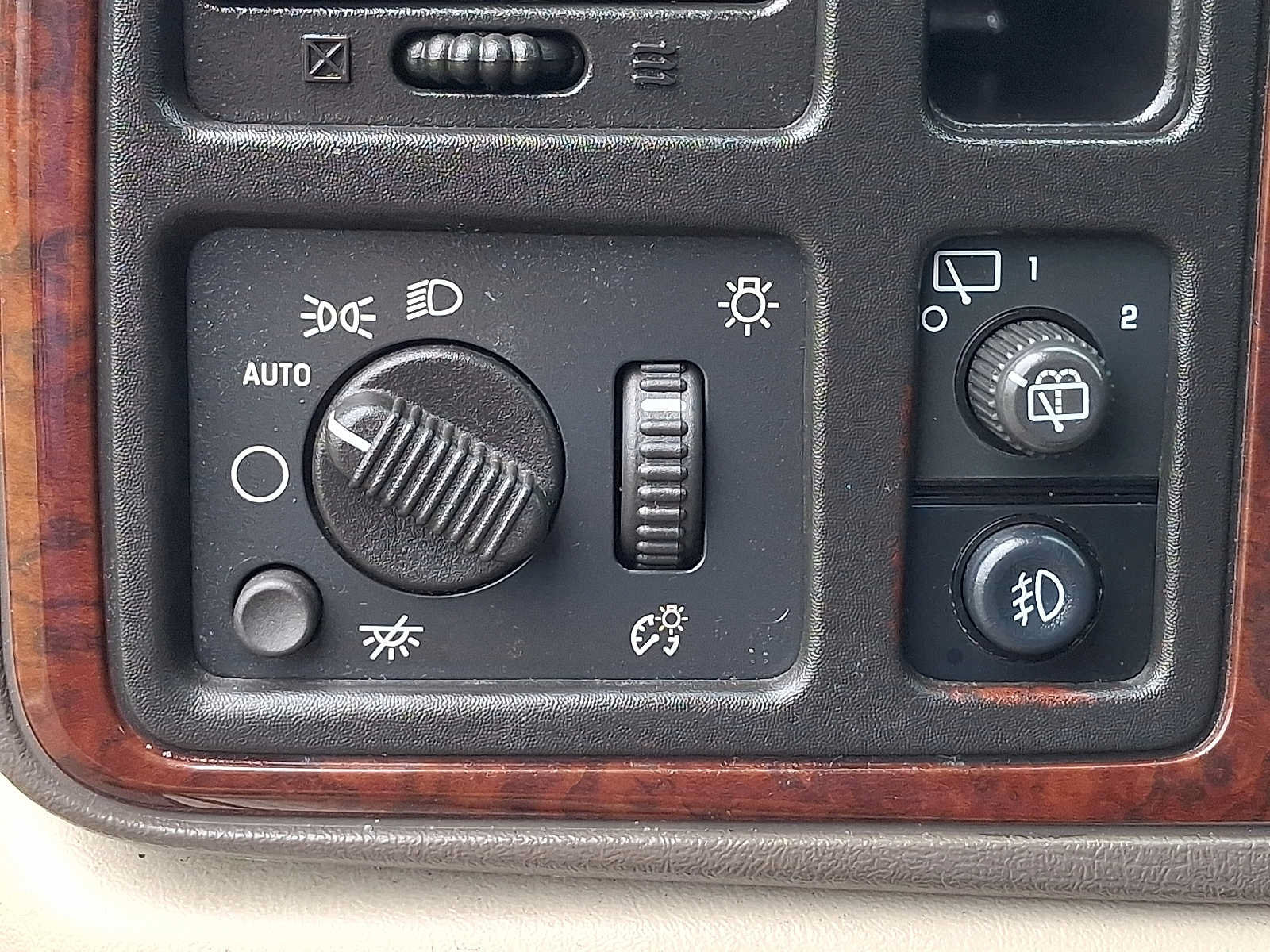 Used 2006 Cadillac Escalade AWD image 25
