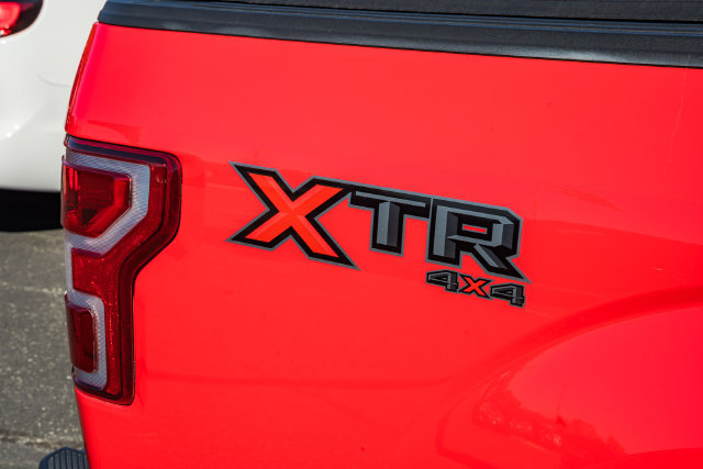 Used 2018 Ford F150 XLT w/ Equipment Group 302A Luxury AWD/4WD image 28