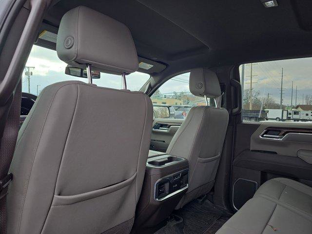 Used 2025 GMC Sierra 1500 SLT w/ SLT Premium Plus Package image 12