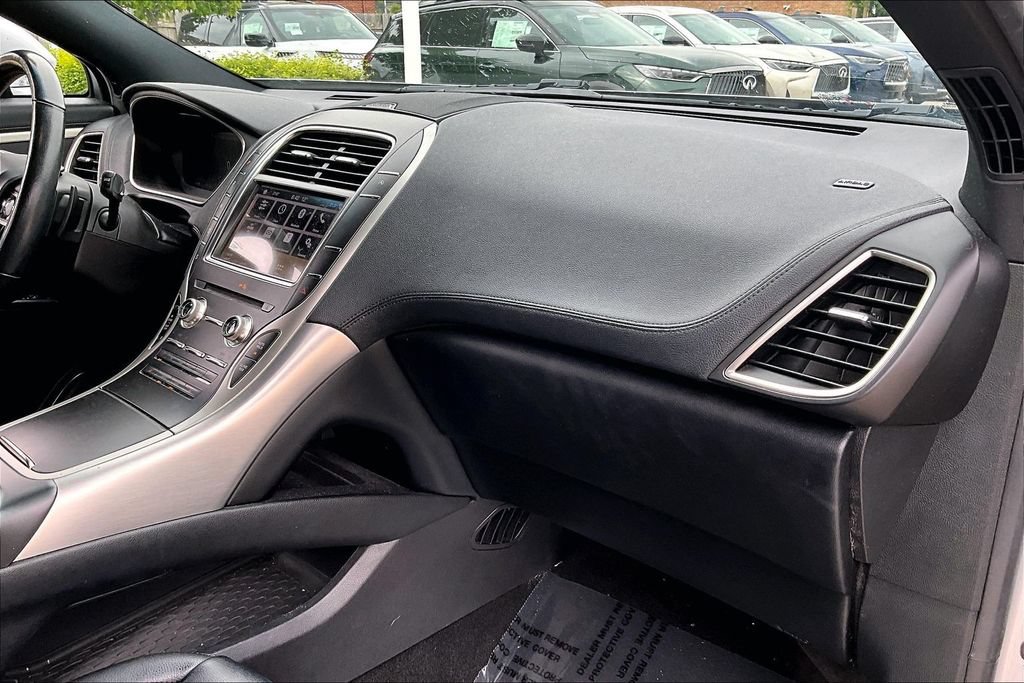 Used 2019 Lincoln Nautilus Premier AWD/4WD image 24