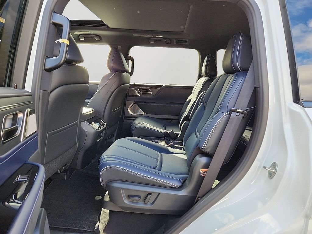 New 2026 INFINITI QX80 4WD w/ Sport Exterior Package image 5