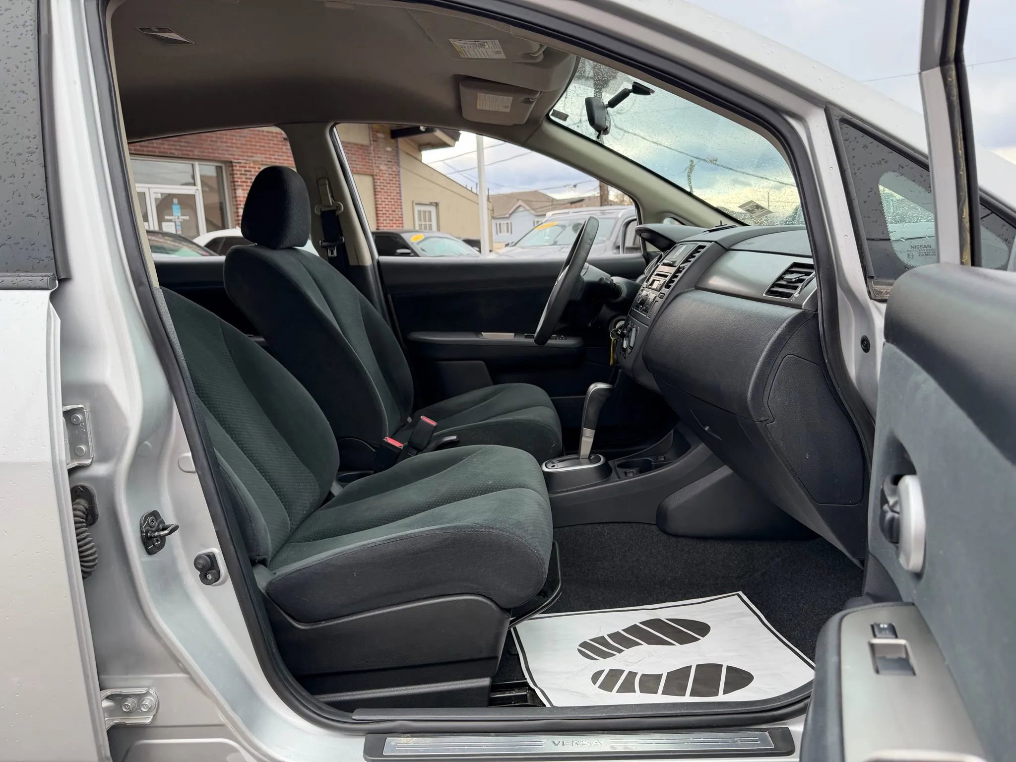 Used 2011 Nissan Versa 1.8 S w/ PWR Plus Pkg image 18