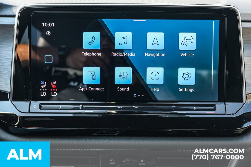 Used 2025 Volkswagen Atlas Cross Sport SE FWD image 37
