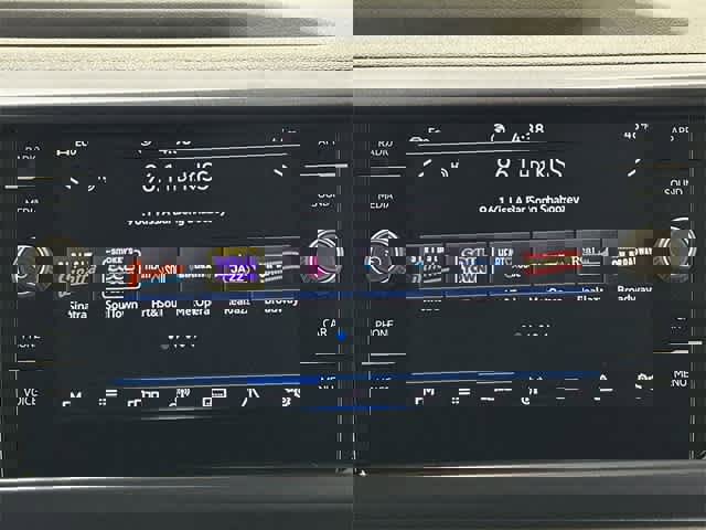 Certified 2022 Volkswagen Taos SE image 12