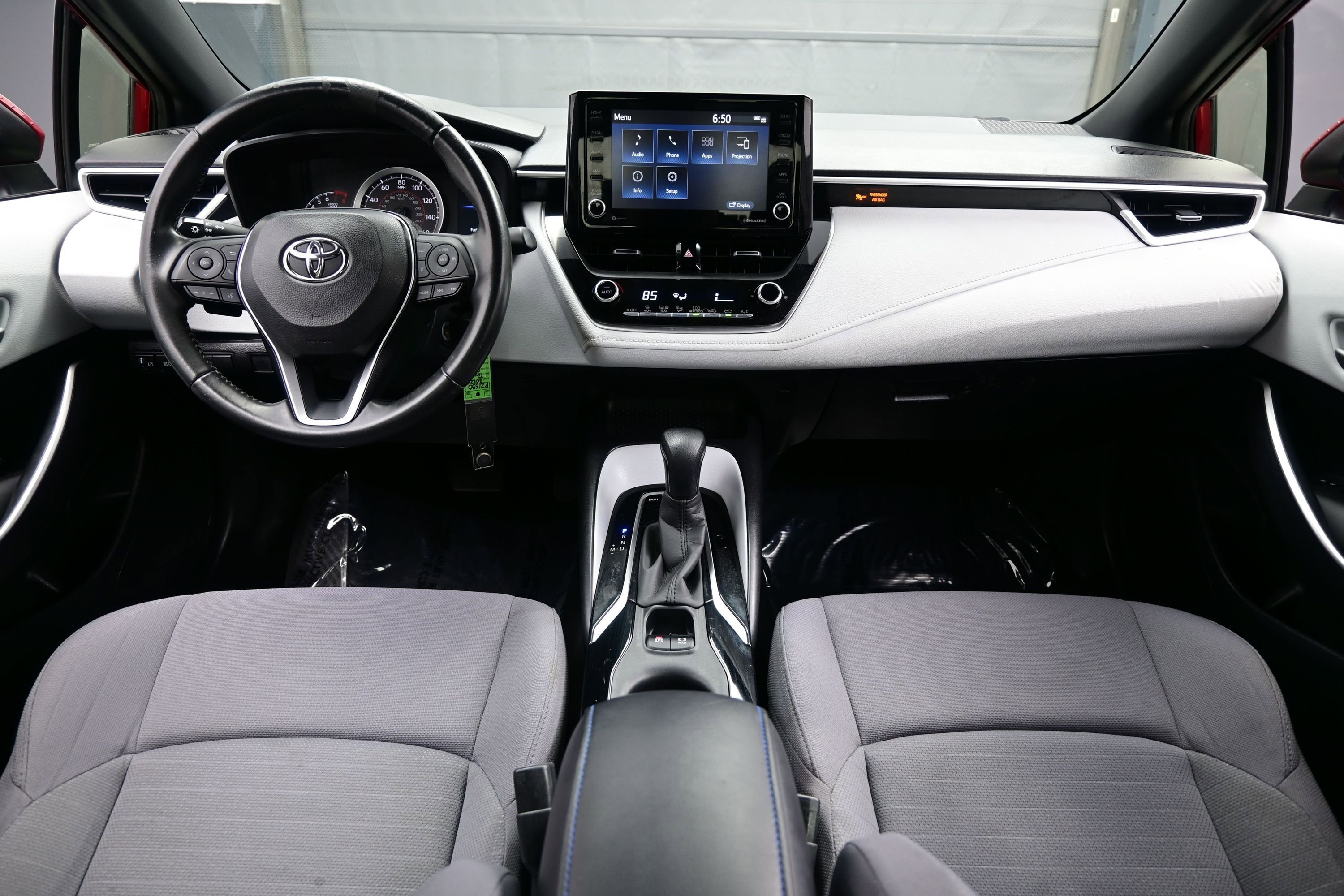 Used 2022 Toyota Corolla SE w/ Carpet Mat Package (TMS) FWD image 16