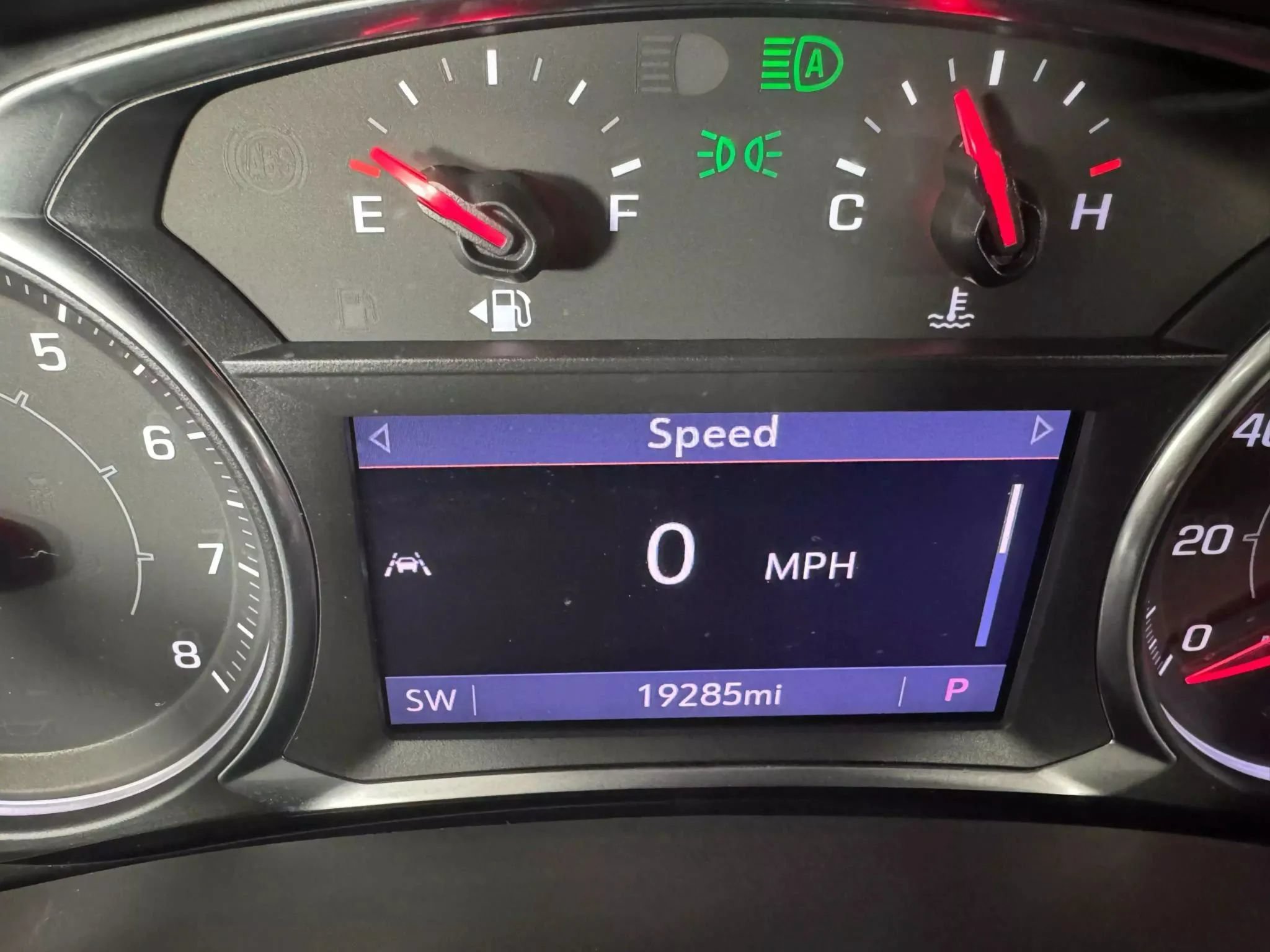 Used 2020 GMC Terrain SLT w/ Preferred Package AWD/4WD image 15