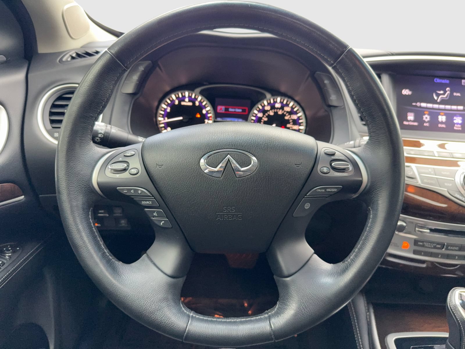Used 2017 INFINITI QX60 FWD w/ Deluxe Technology Package image 19