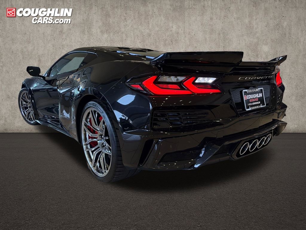 Used 2024 Chevrolet Corvette Z06 image 4