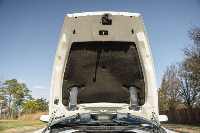 Used 2008 Aston Martin V8 Vantage Roadster 6-Speed image 25