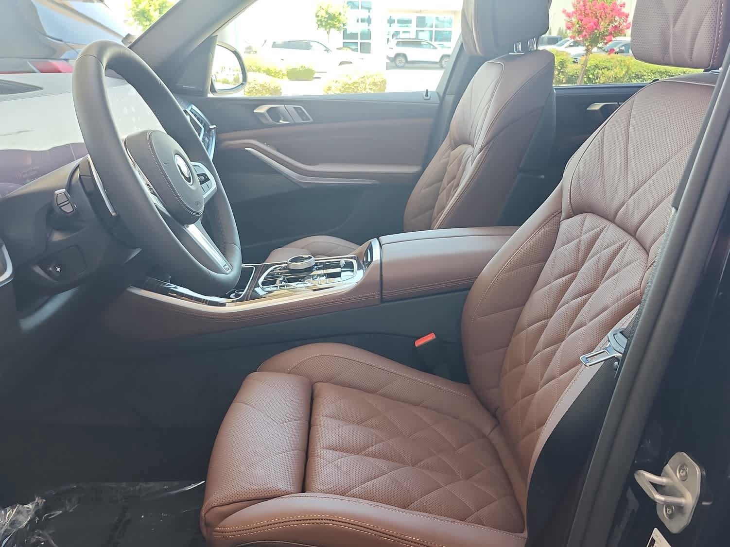 New 2026 BMW X5 xDrive50e w/ Executive Package AWD/4WD image 15
