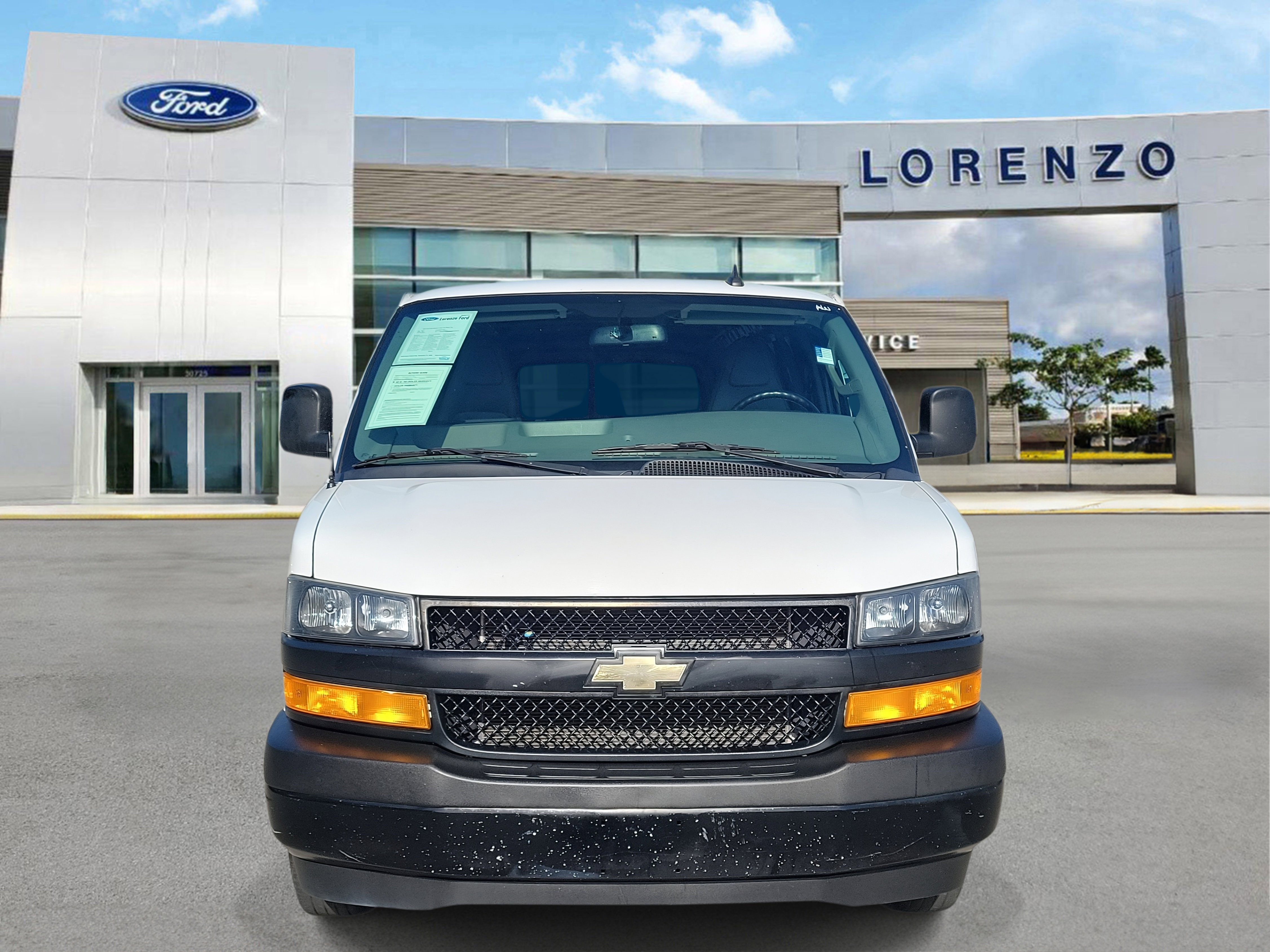 Used 2021 Chevrolet Express 2500 Extended w/ Driver Convenience Package video 2