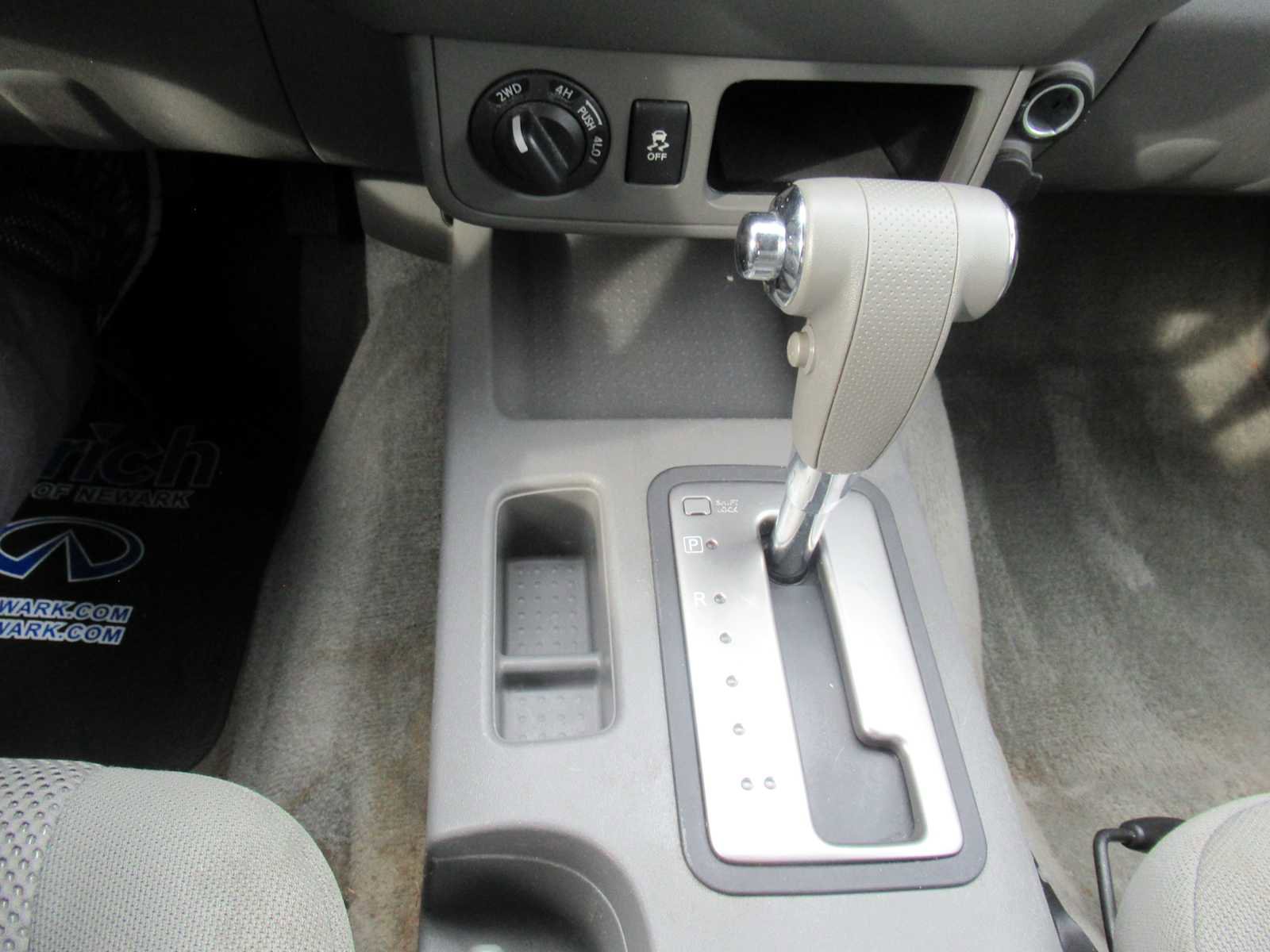 Used 2016 Nissan Frontier SV AWD/4WD image 23