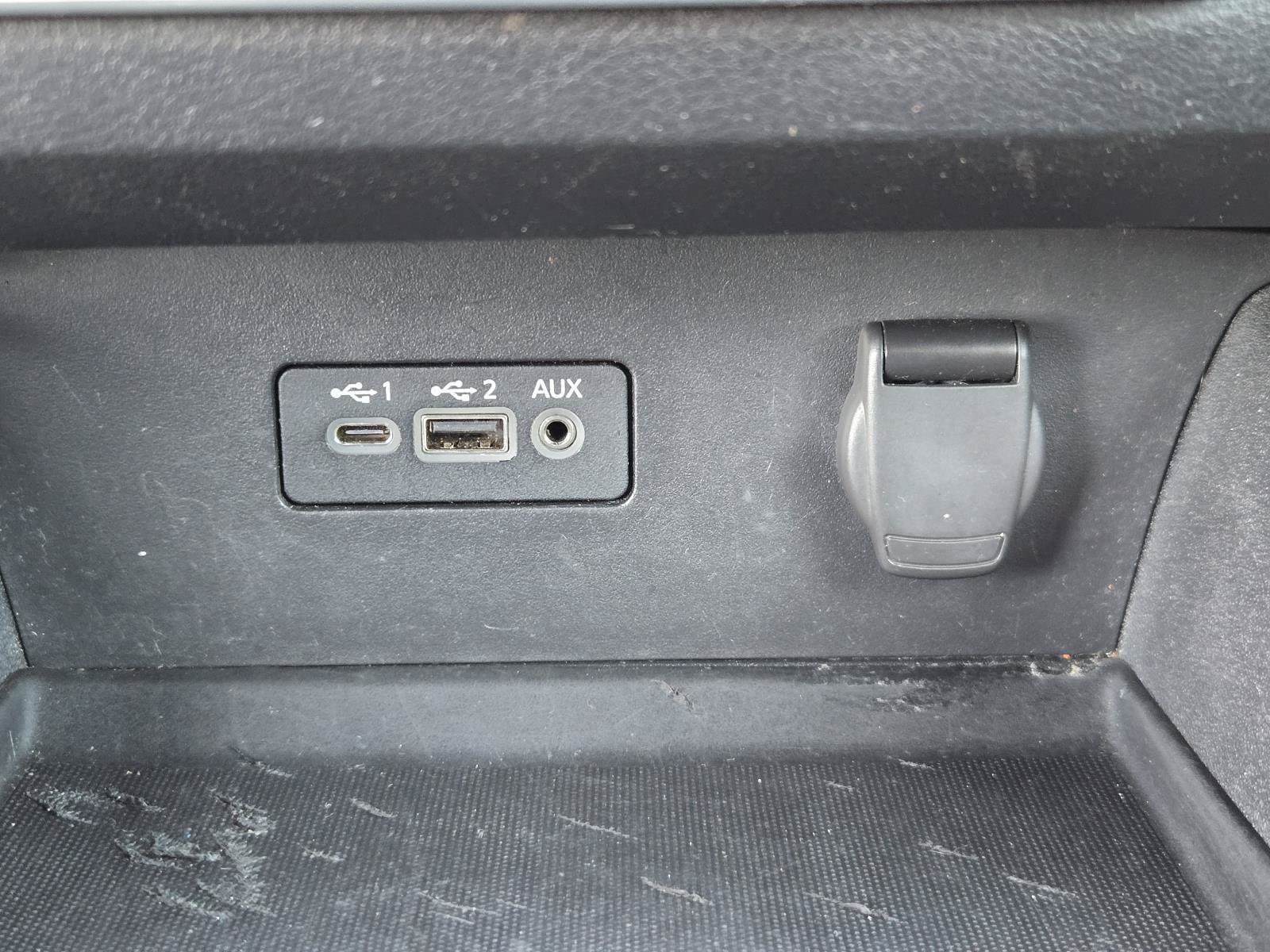 Used 2021 Nissan Altima 2.0 SR FWD image 12