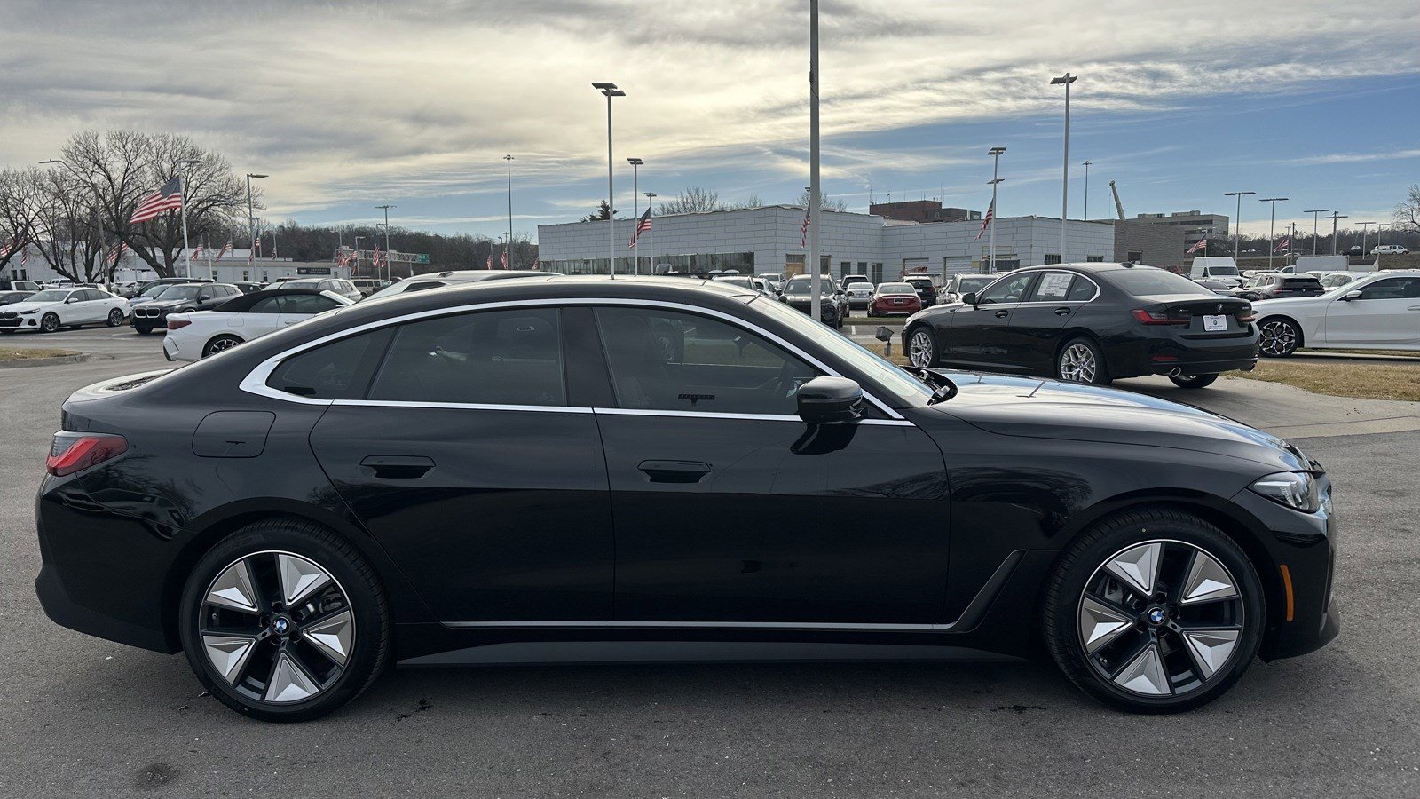Certified 2025 BMW i4 xDrive40i w/ Premium Package AWD/4WD image 11