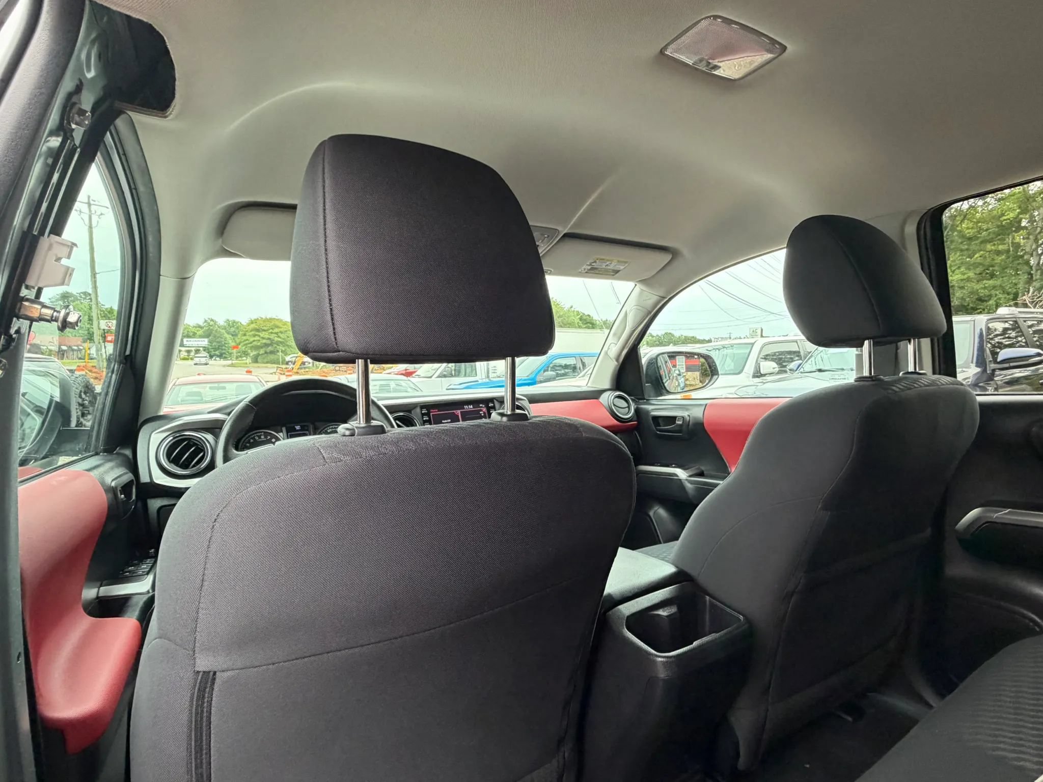 Used 2023 Toyota Tacoma SR5 RWD image 15