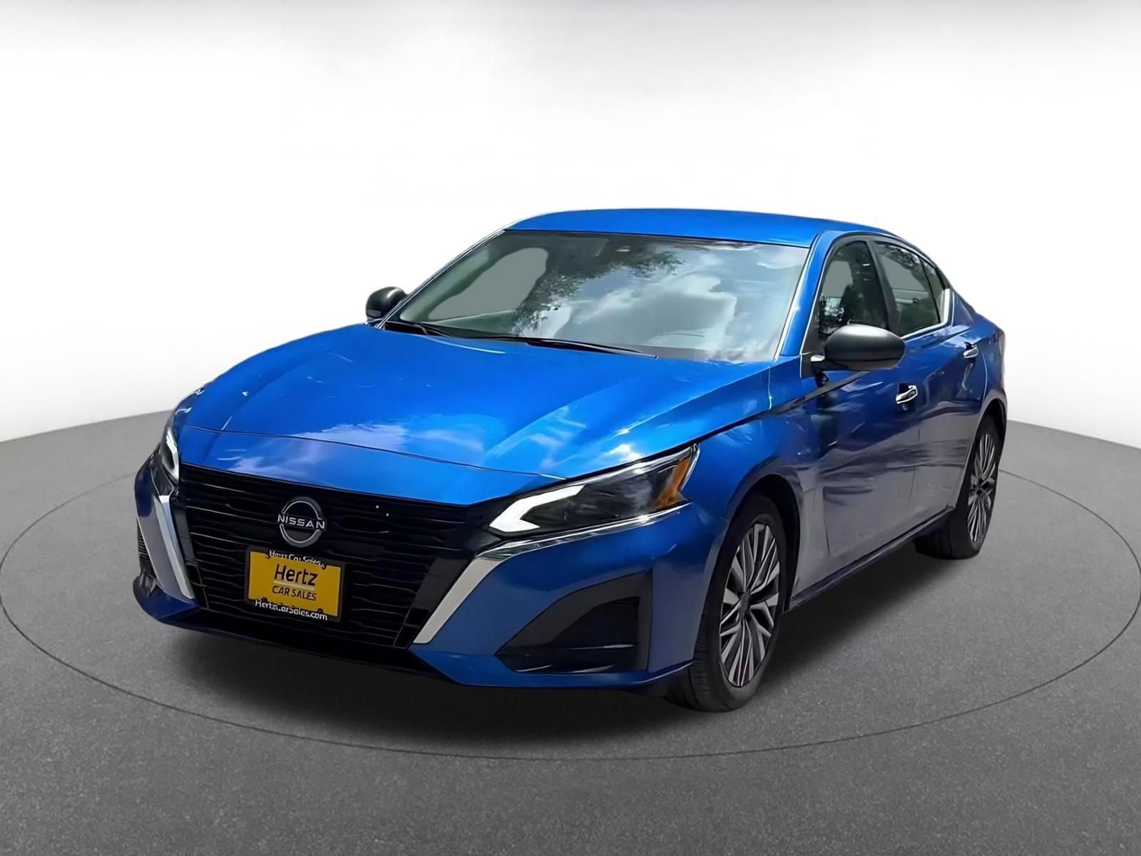 Used 2025 Nissan Altima 2.5 SV FWD image 5