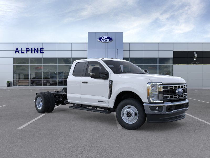 New 2025 Ford F350 XL w/ XL Chrome Package AWD/4WD image 7