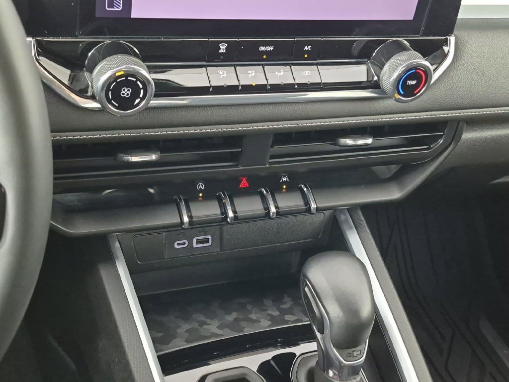 Certified 2023 Chevrolet Colorado LT RWD image 27
