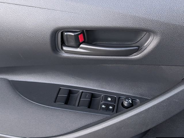 Certified 2025 Toyota Corolla LE image 22