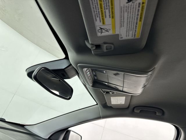 Used 2023 GMC Terrain SLE w/ Driver Convenience Package FWD image 19