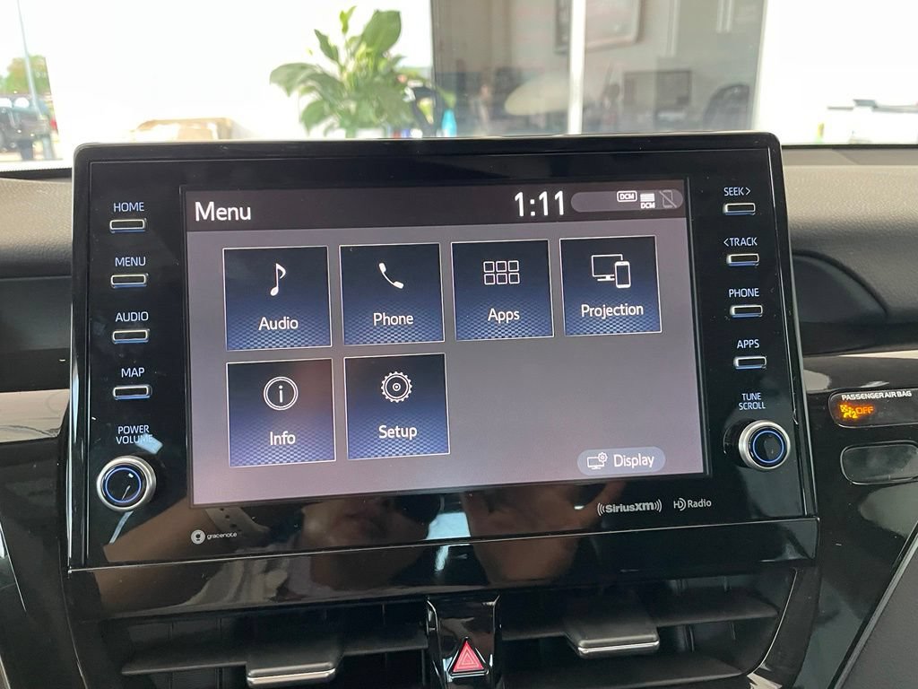 Used 2022 Toyota Camry XSE FWD image 17