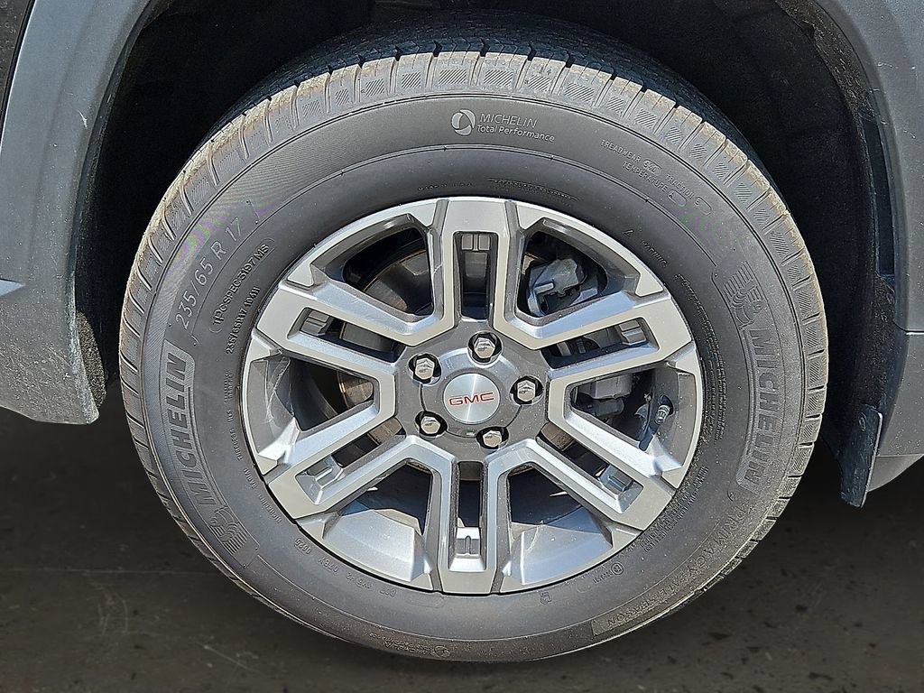 Used 2025 GMC Terrain Elevation FWD image 9